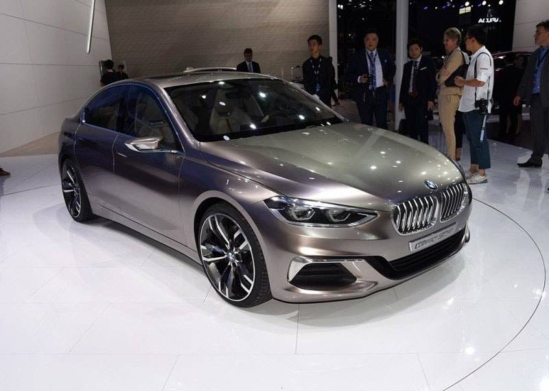 Фото BMW Compact Sedan Concept (вид спереди)