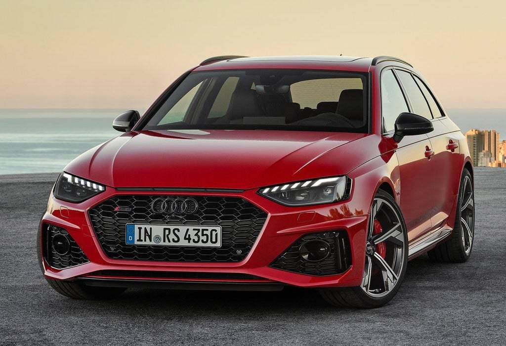 Обновленный универсал Audi RS 4 Avant 2019-2020
