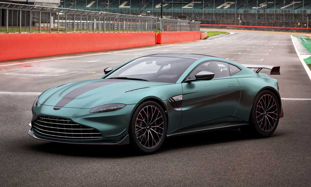 Купе и родстер Aston Martin Vantage F1 Edition 2022