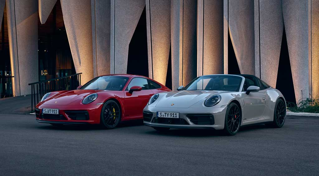 Купе и кабриолет Porsche 911 GTS 2022