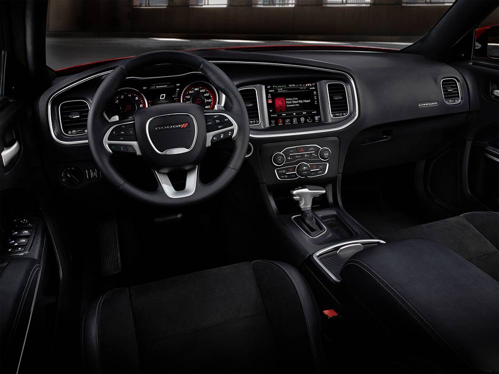 Dodge Charger 2016 фото салона