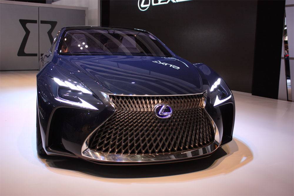 Фото Lexus LF-FC Concept - вид спереди