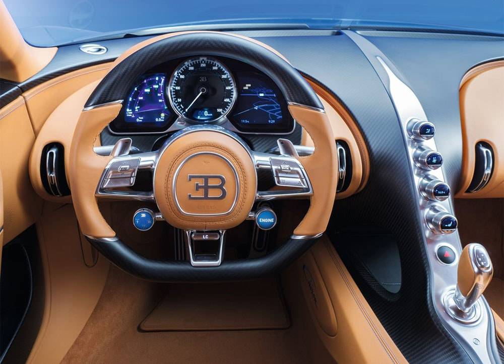Фото салон Bugatti Chiron 2016-2017 года