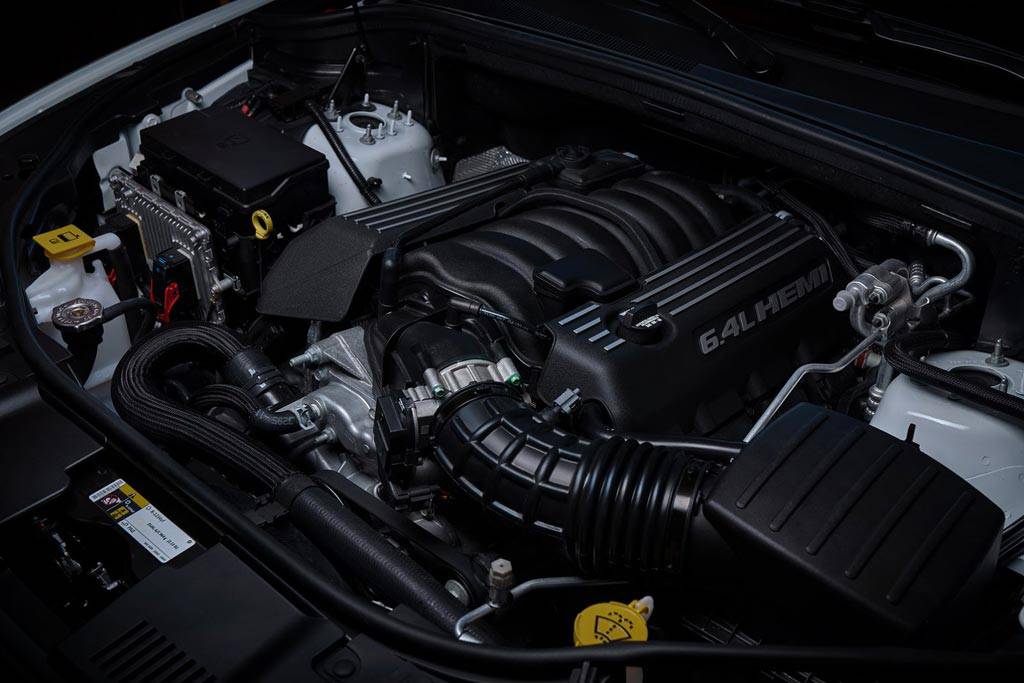 фото двигателя Dodge Durango SRT 2017-2018 года