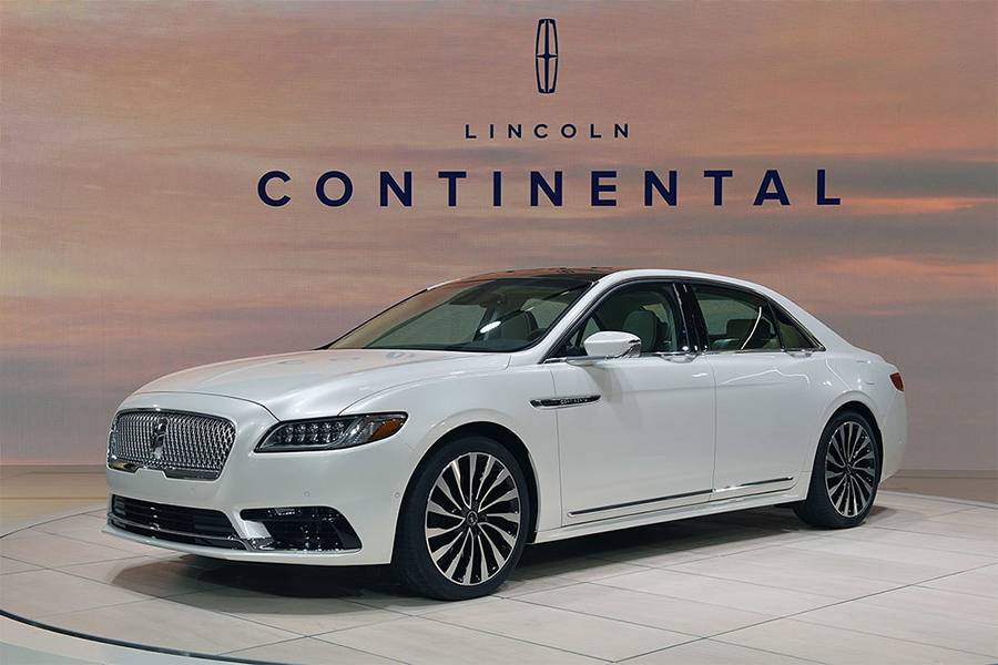 Фото седана Lincoln Continental 2017-2018 года