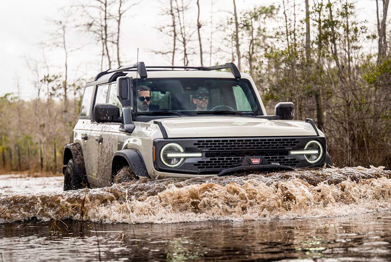Новый внедорожник Ford Bronco Everglades 2022