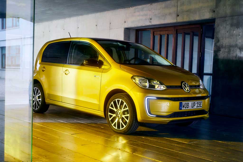 Бюджетный электрокар Volkswagen e-Up 2022