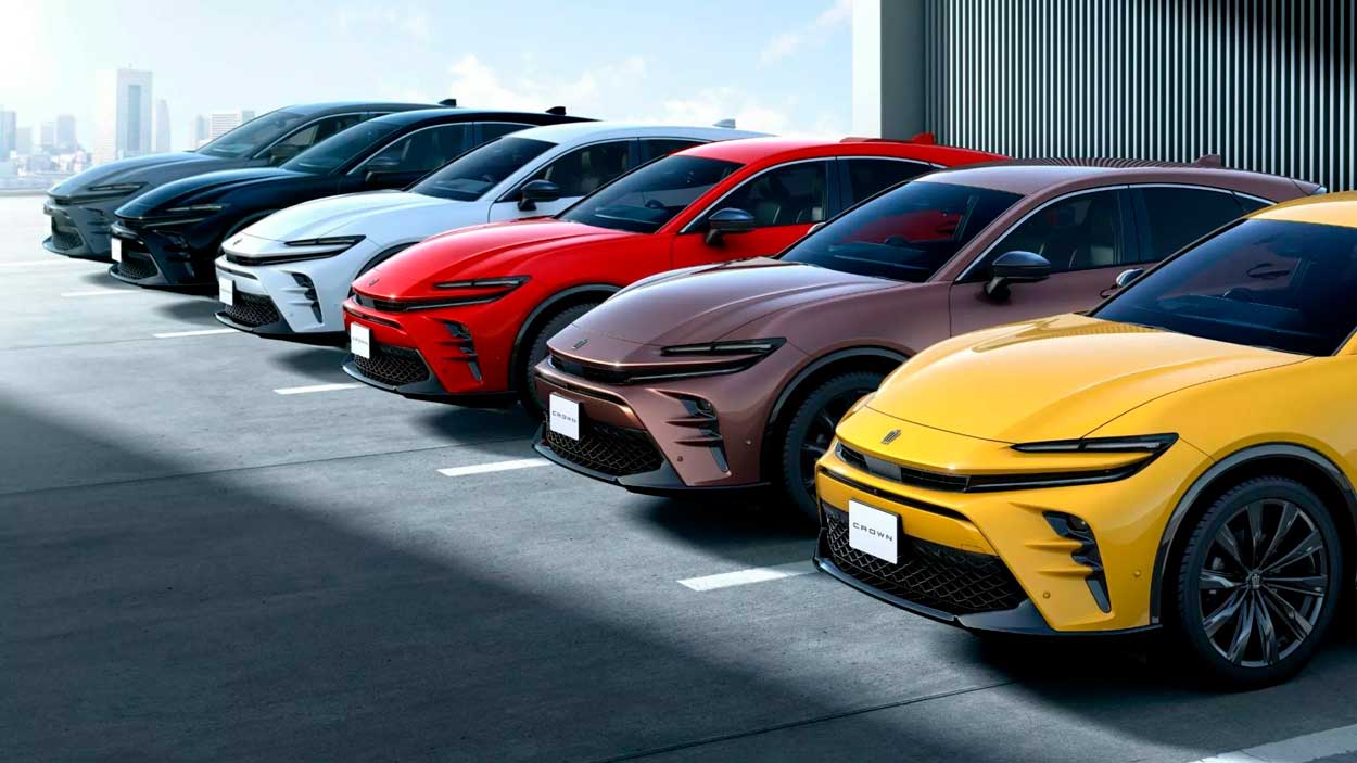 Toyota Crown Sport – гибридный внедорожник продается в Японии за 40 тысяч долларов