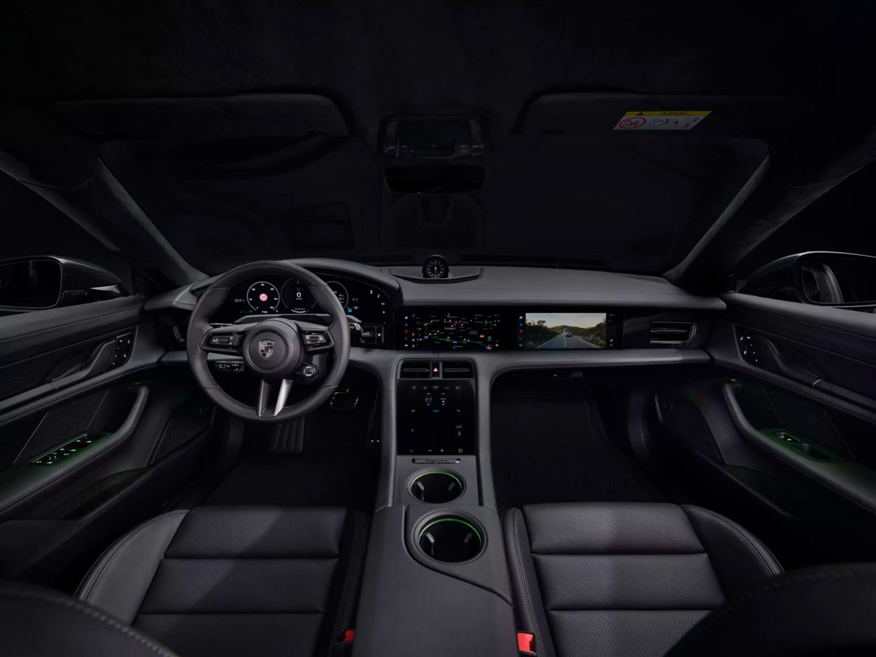 Porsche Taycan Turbo S 2025 года выпуска - самый мощный и быстрый серийный автомобиль за всю историю
