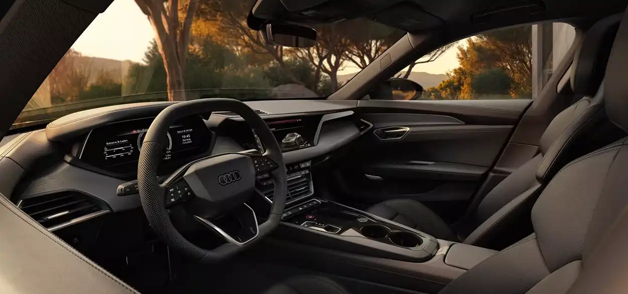 Салон Audi E-Tron GT Quattro
