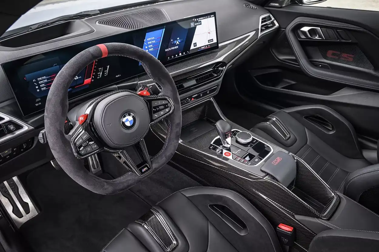 Интерьер BMW M2 CS 2026