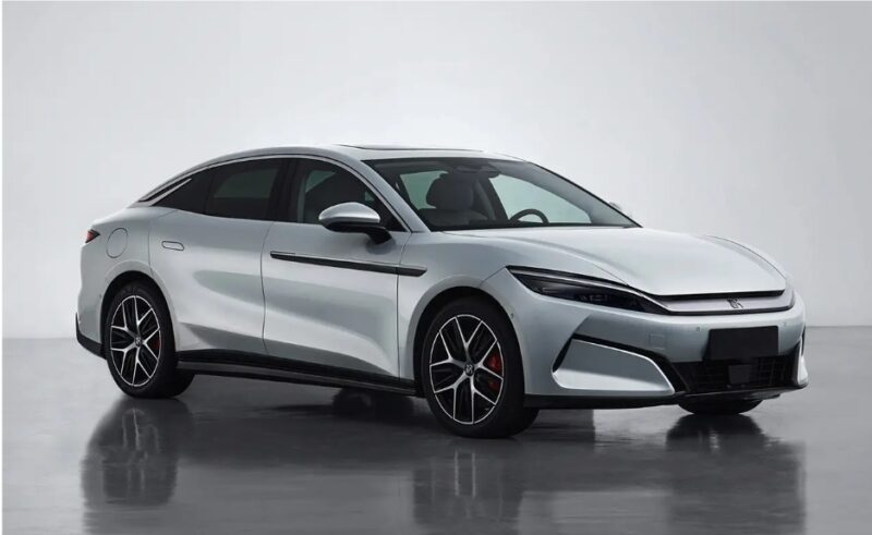 BYD Han L PHEV представлен в начальной комплектации