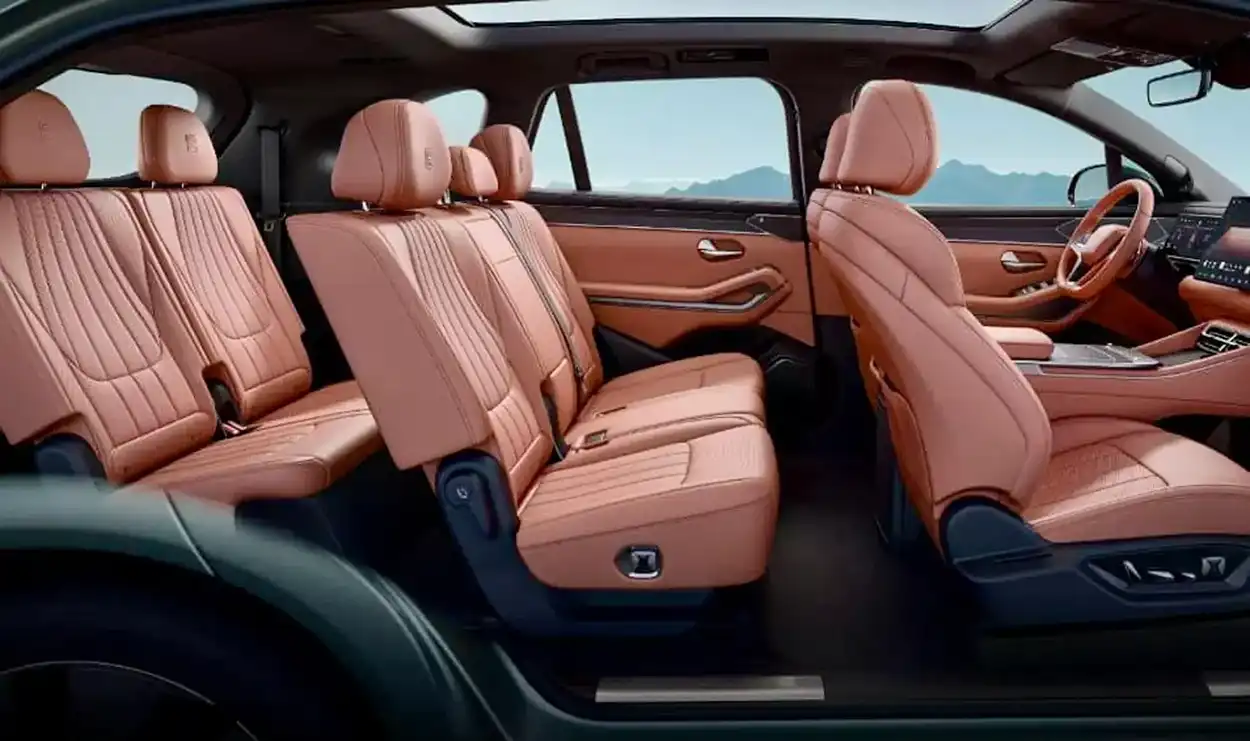 Салон BYD Sealion 8
