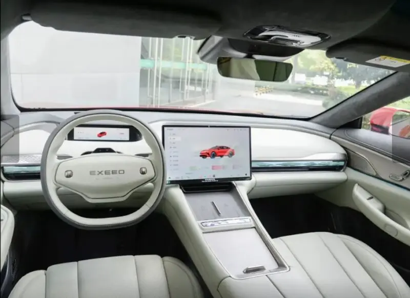 Салон Chery Exeed Exlantix ES 2025