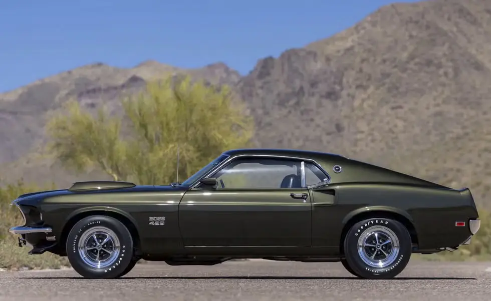 Ford Mustang Boss 429 1969 вид сбоку