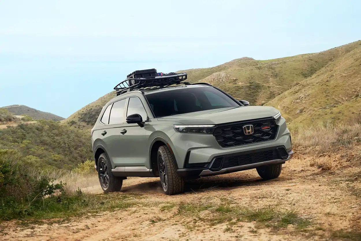 Honda CR-V 2026 вид спереди