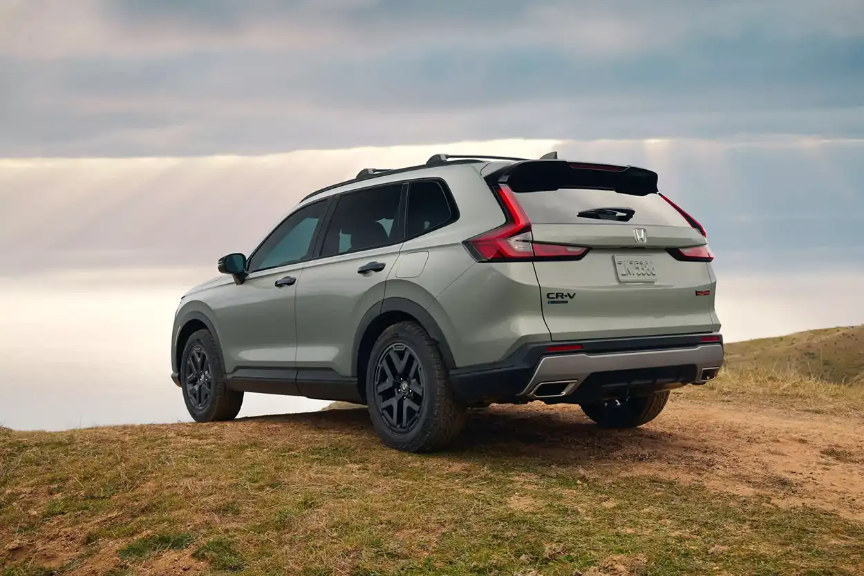 Honda CR-V 2026 вид сзади