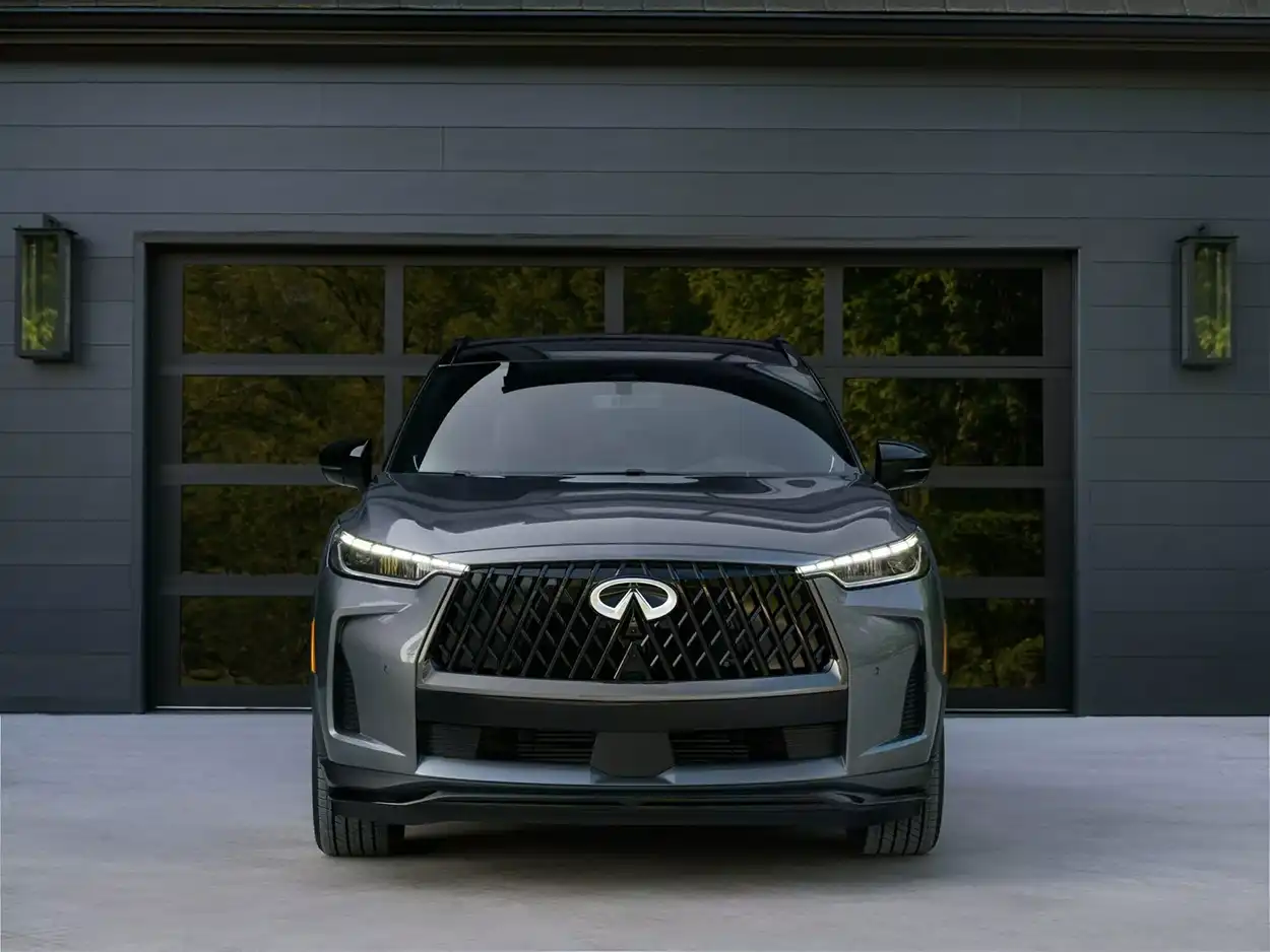 Infiniti QX60 Sport 2026 вид спереди