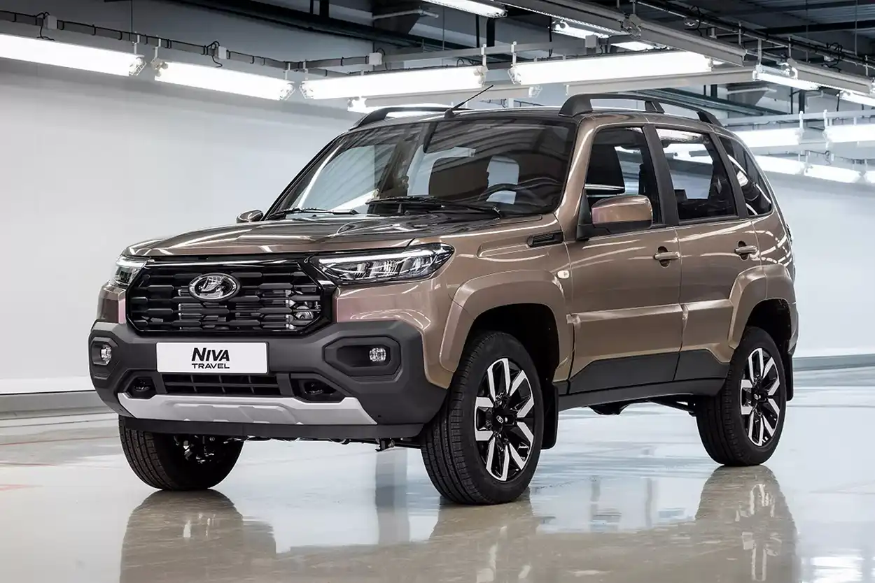 Lada Niva Travel 2026 вид спереди