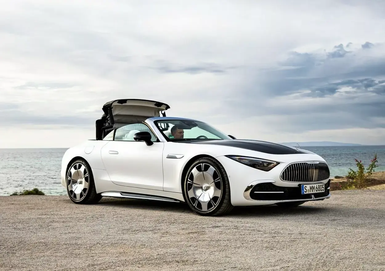 Mercedes-Maybach SL680 Monogram White Ambience