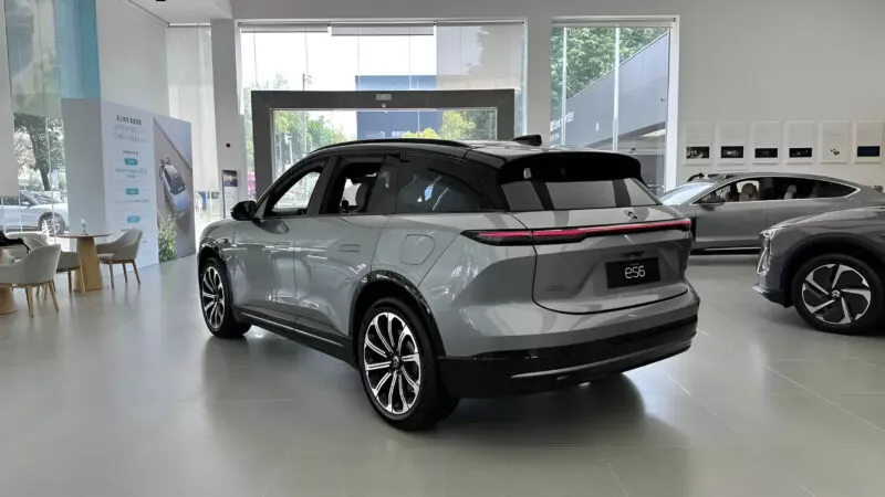 Nio ES6 вид сзади