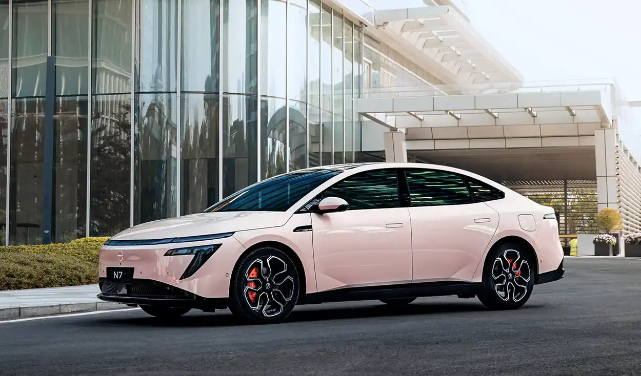 Электромобиль Nissan Maxima