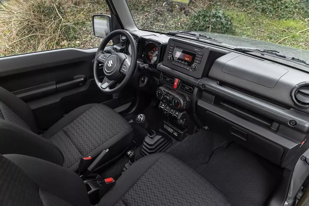 Салон Suzuki Jimny 55th Anniversary Edition