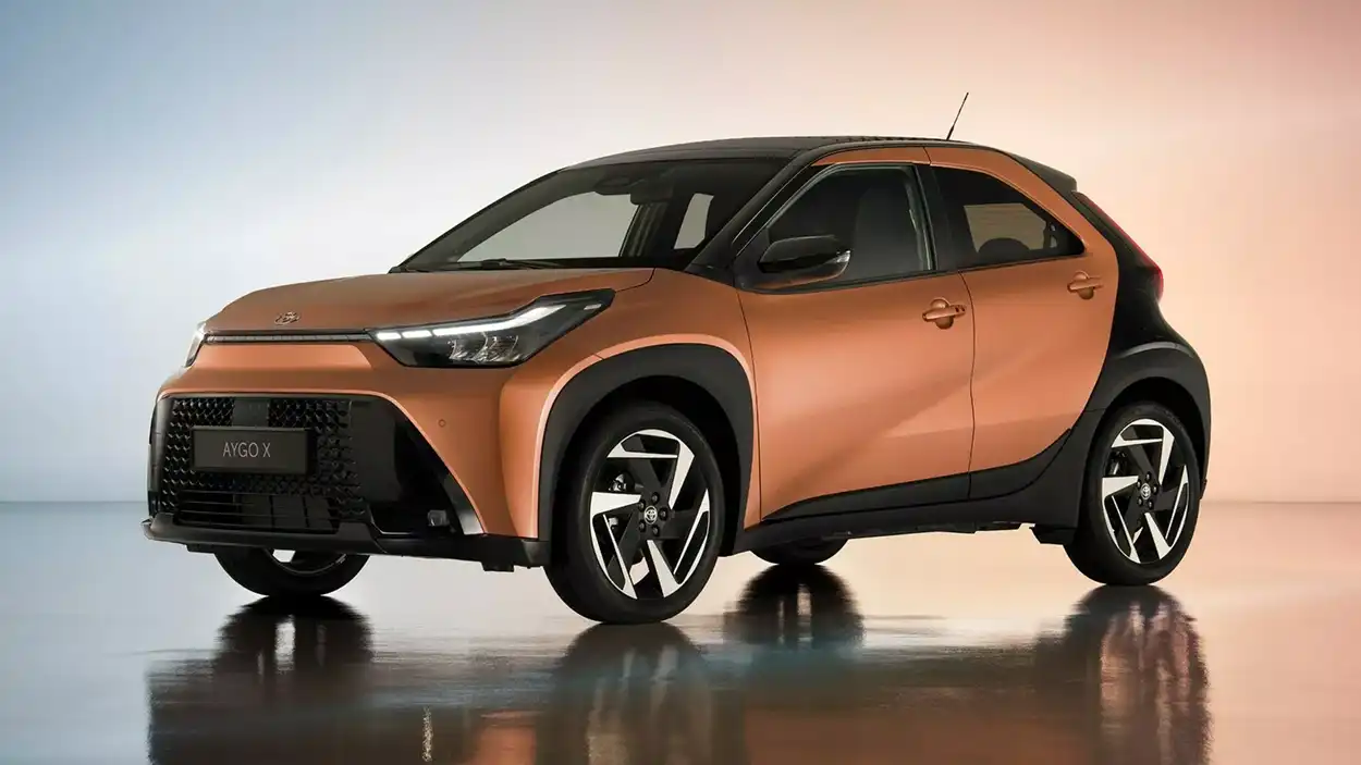 Toyota Aygo X вид спереди