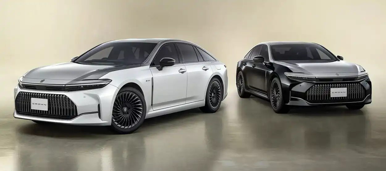 Toyota Crown 70th Anniversary Edition и Limited Matte Metal