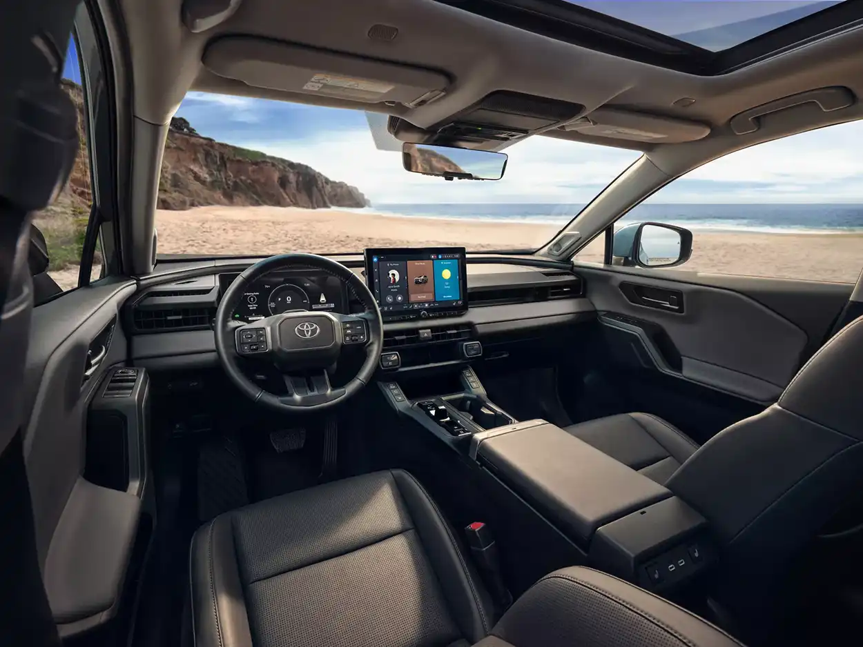 Салон Toyota RAV4 Limited 2026