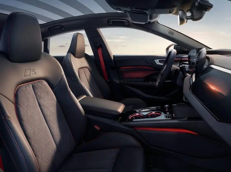 Интерьер Audi A5L Sportback