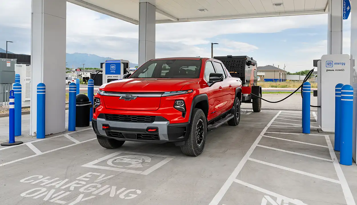 Электрический пикап Chevrolet Silverado EV Trail Boss 2026
