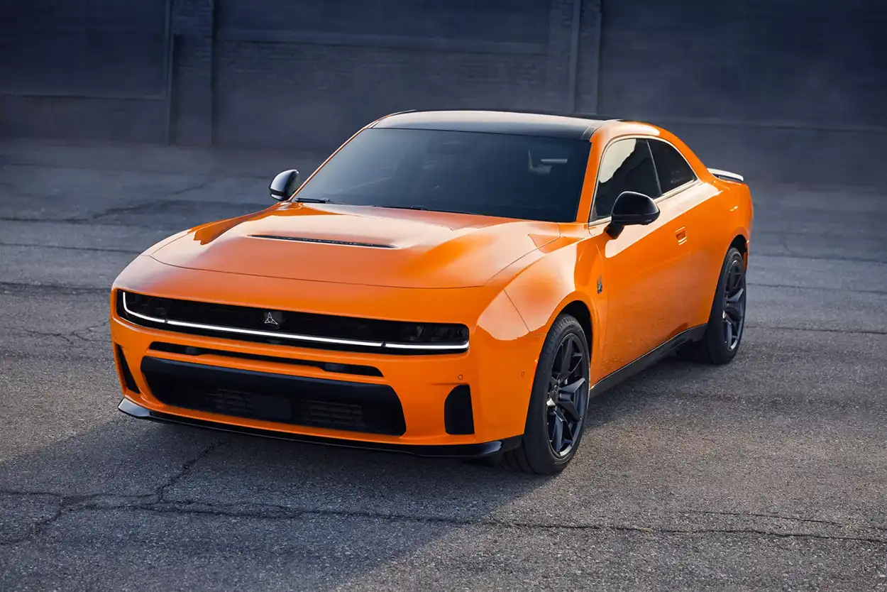 Dodge Charger 2026 вид спереди