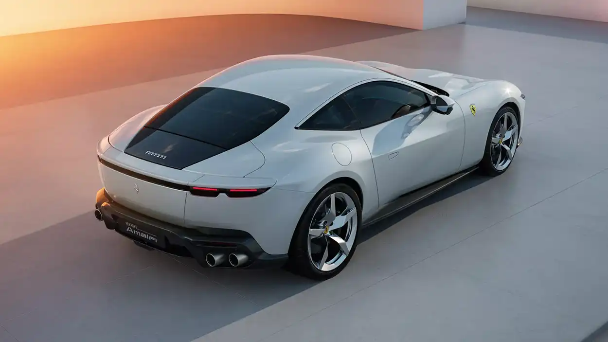 Спорткар Ferrari Amalfi 2026