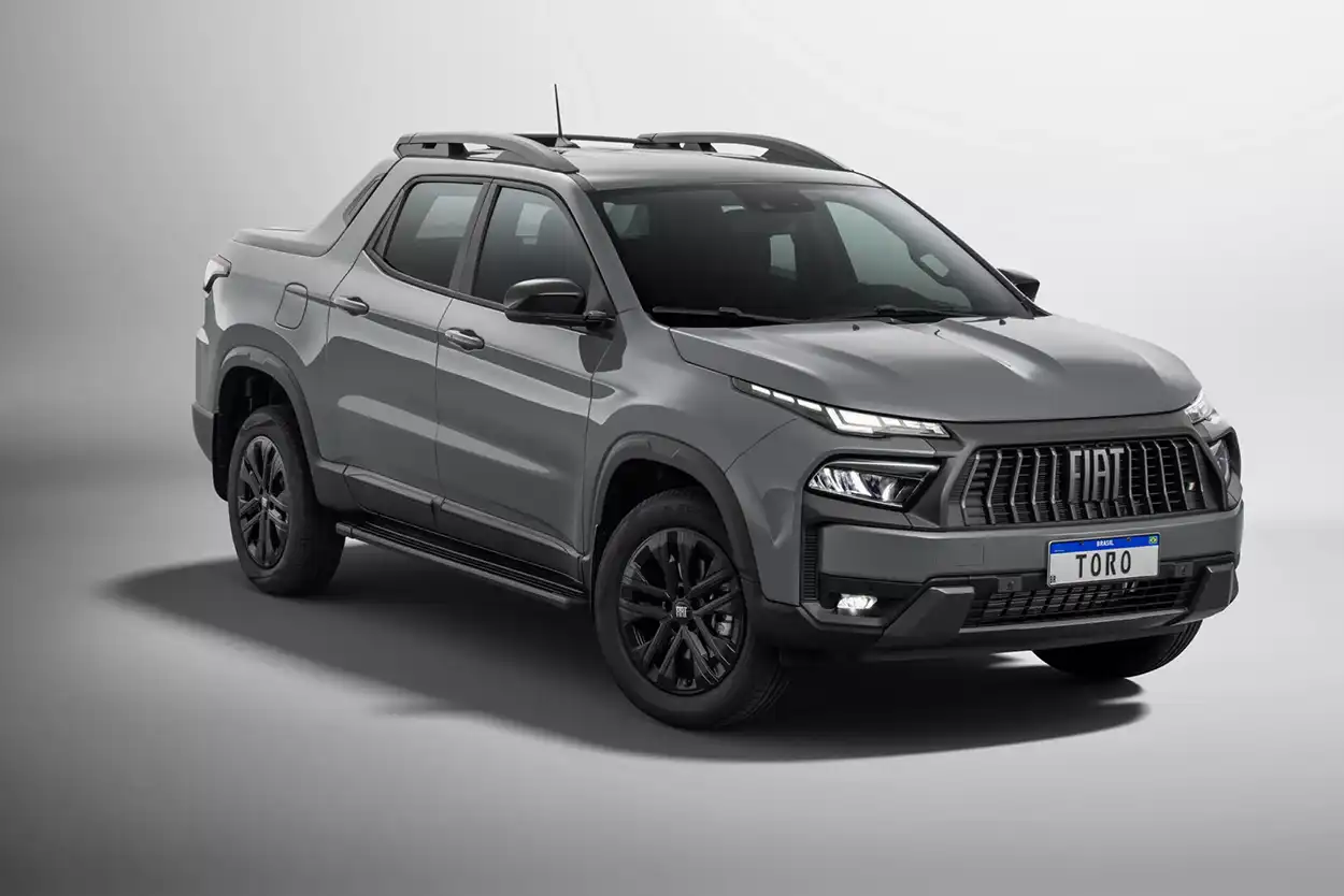 Fiat Toro Ultra 2026 вид спереди