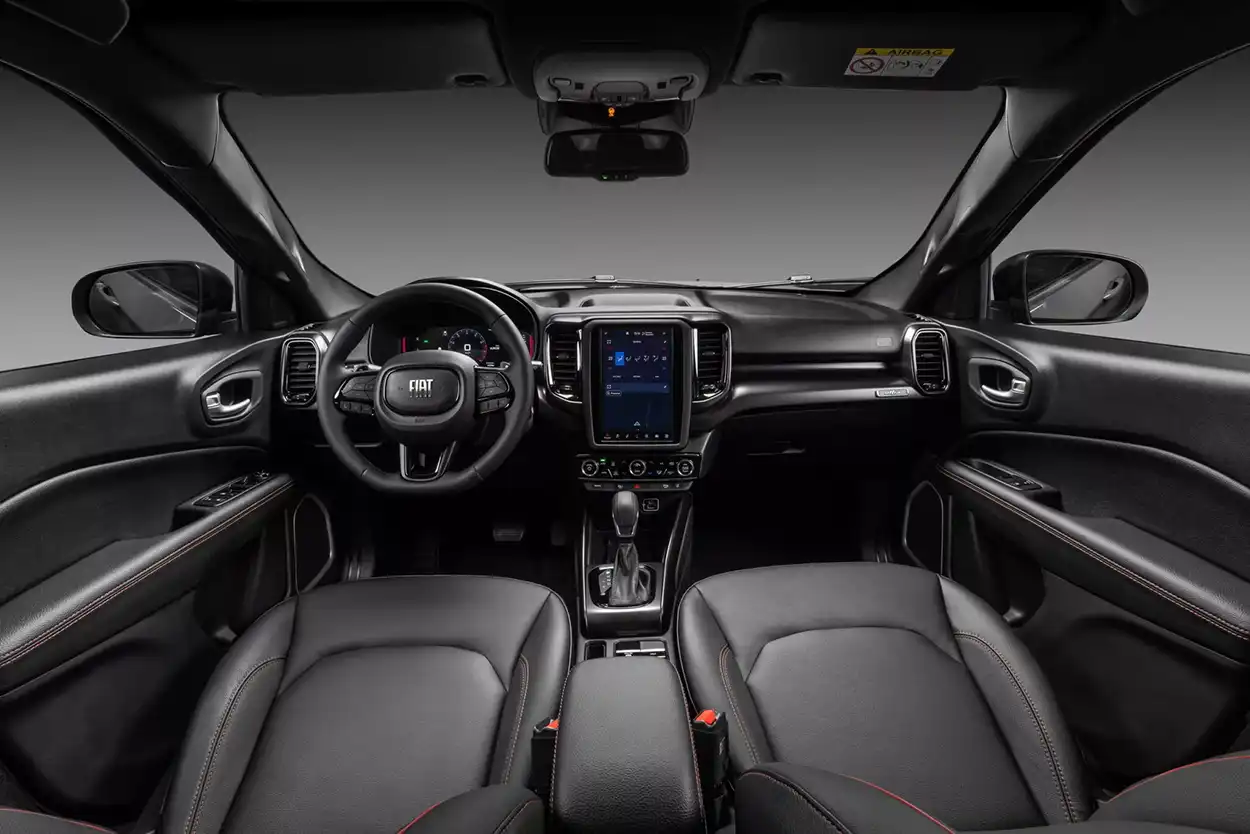 Салон Fiat Toro Ultra 2026