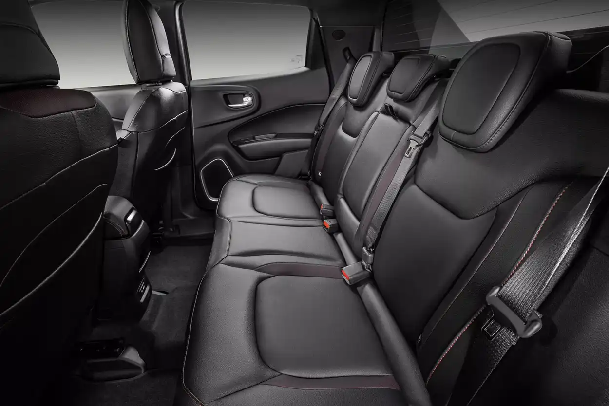 Интерьер Fiat Toro Ultra 2026