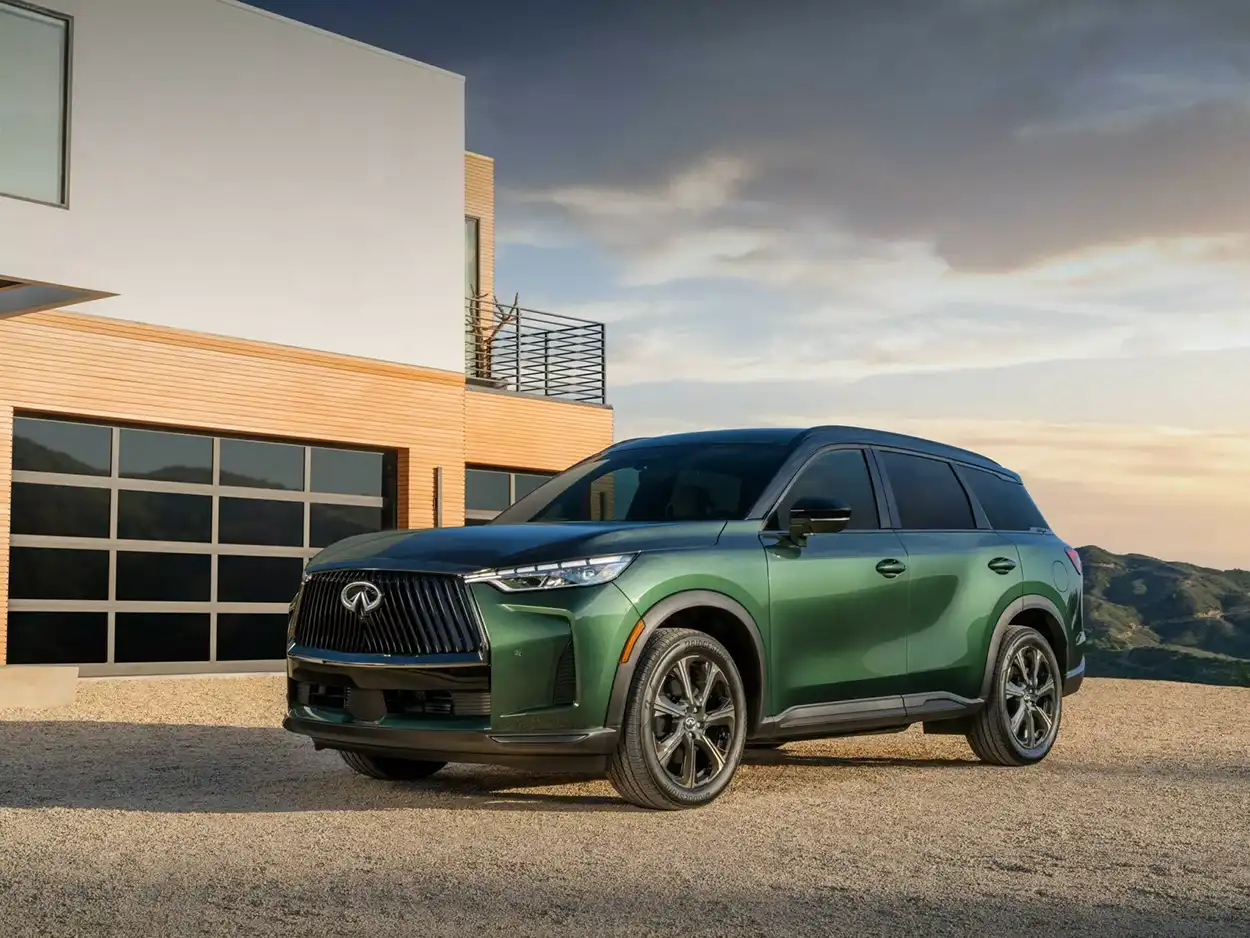 Infiniti QX60 2026 вид спереди