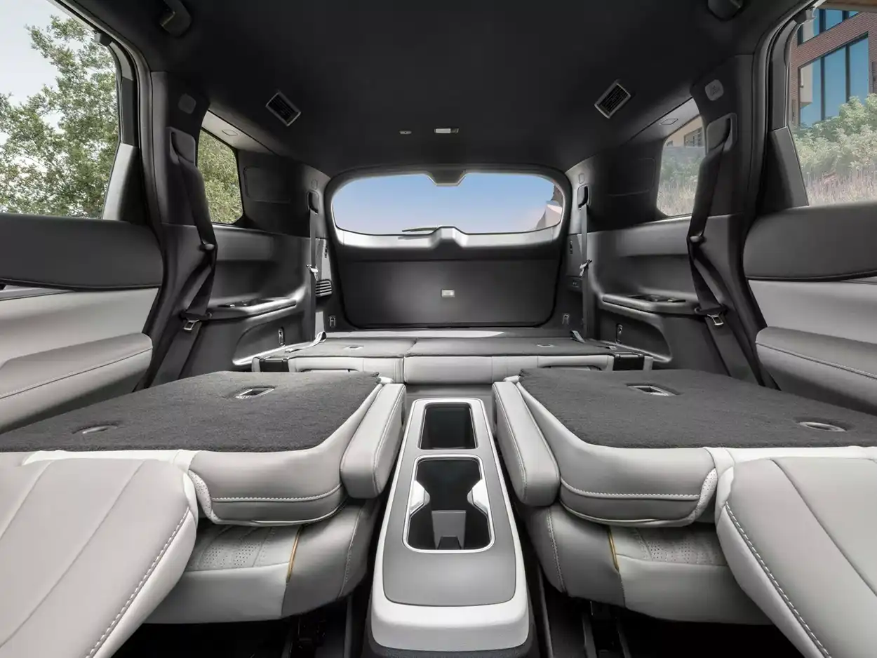 Вместительный багажник Infiniti QX60 2026