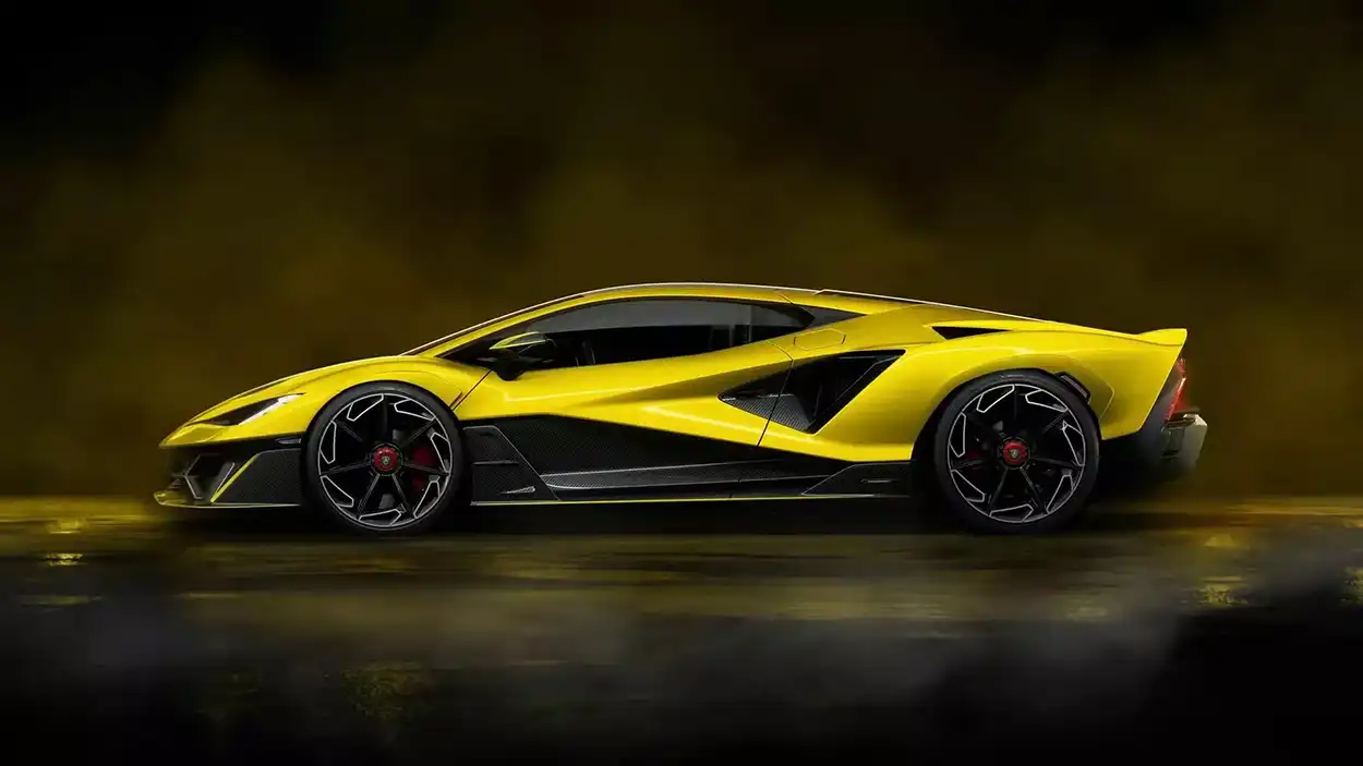 Lamborghini Fenomeno вид сбоку