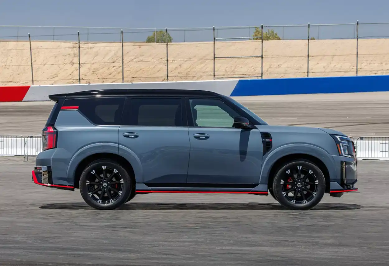 Nissan Armada NISMO 2026 вид сбоку