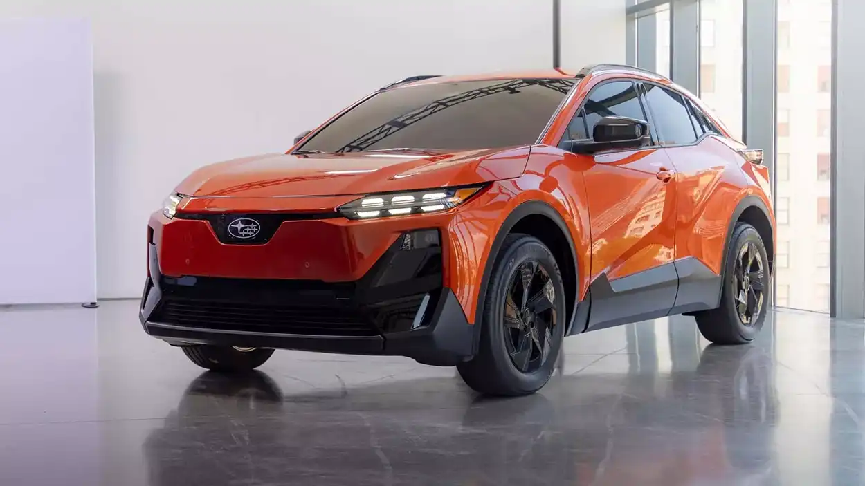 Subaru Uncharted EV вид спереди