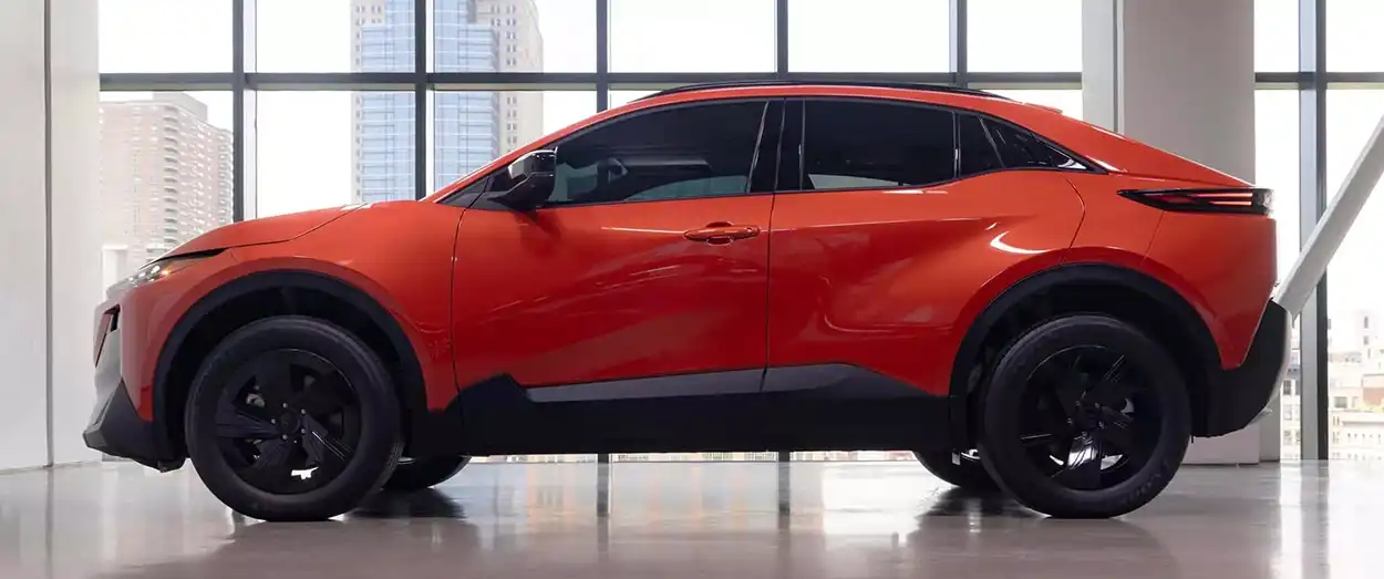 Subaru Uncharted EV вид сбоку
