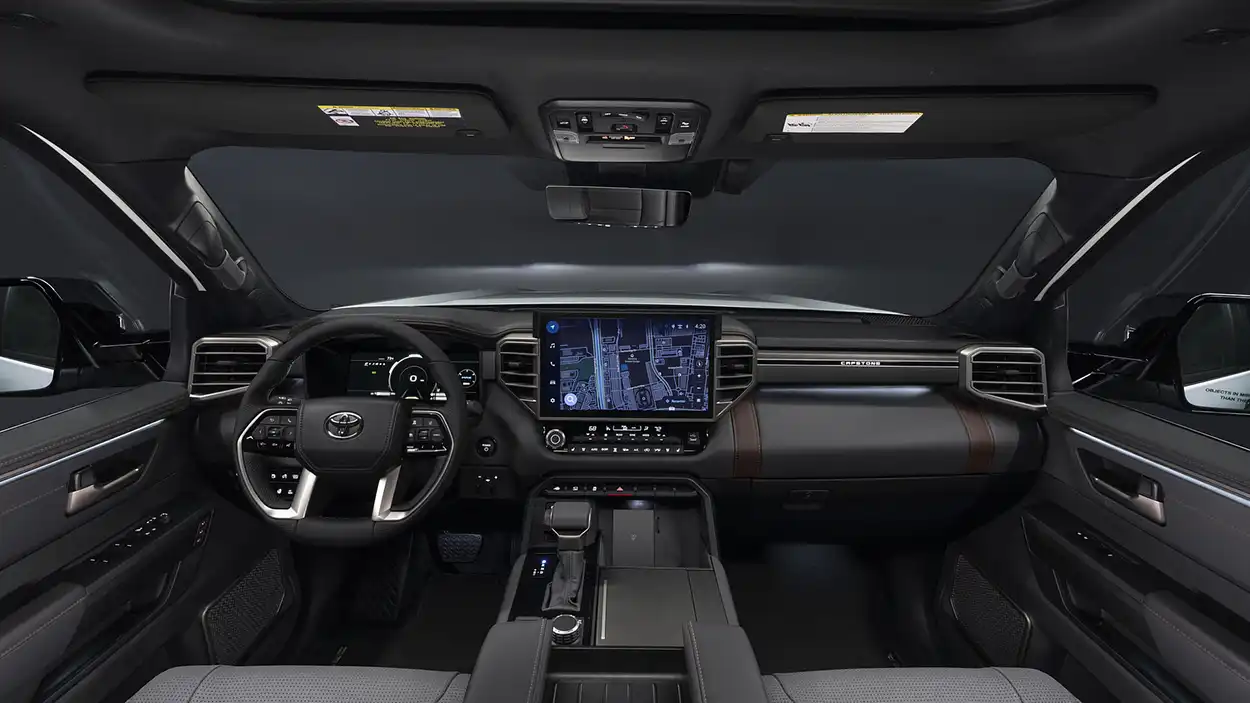 Салон Toyota Sequoia 2026