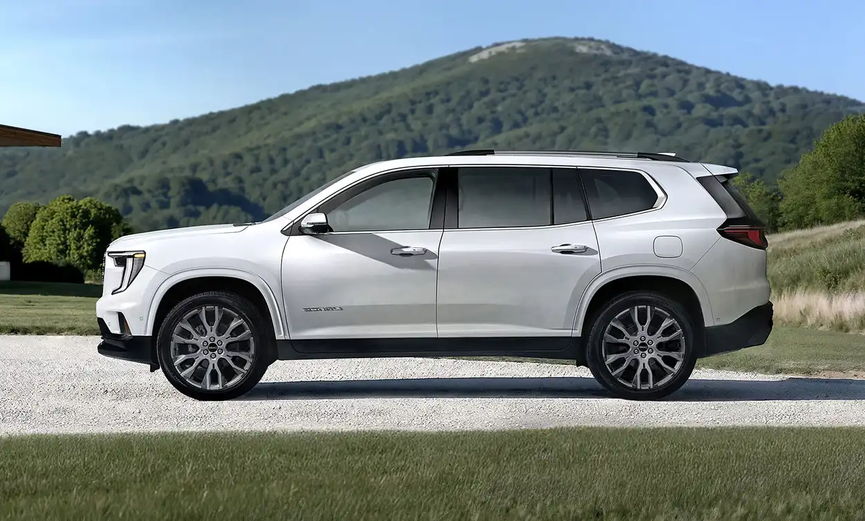 GMC Acadia Denali Ultimate 2026 вид сбоку