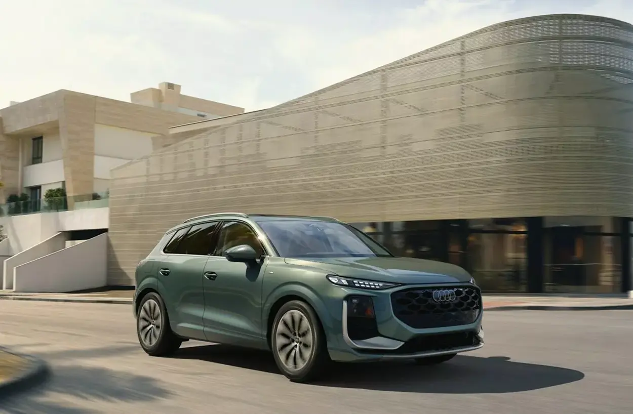 Audi Q3 2026 вид спереди