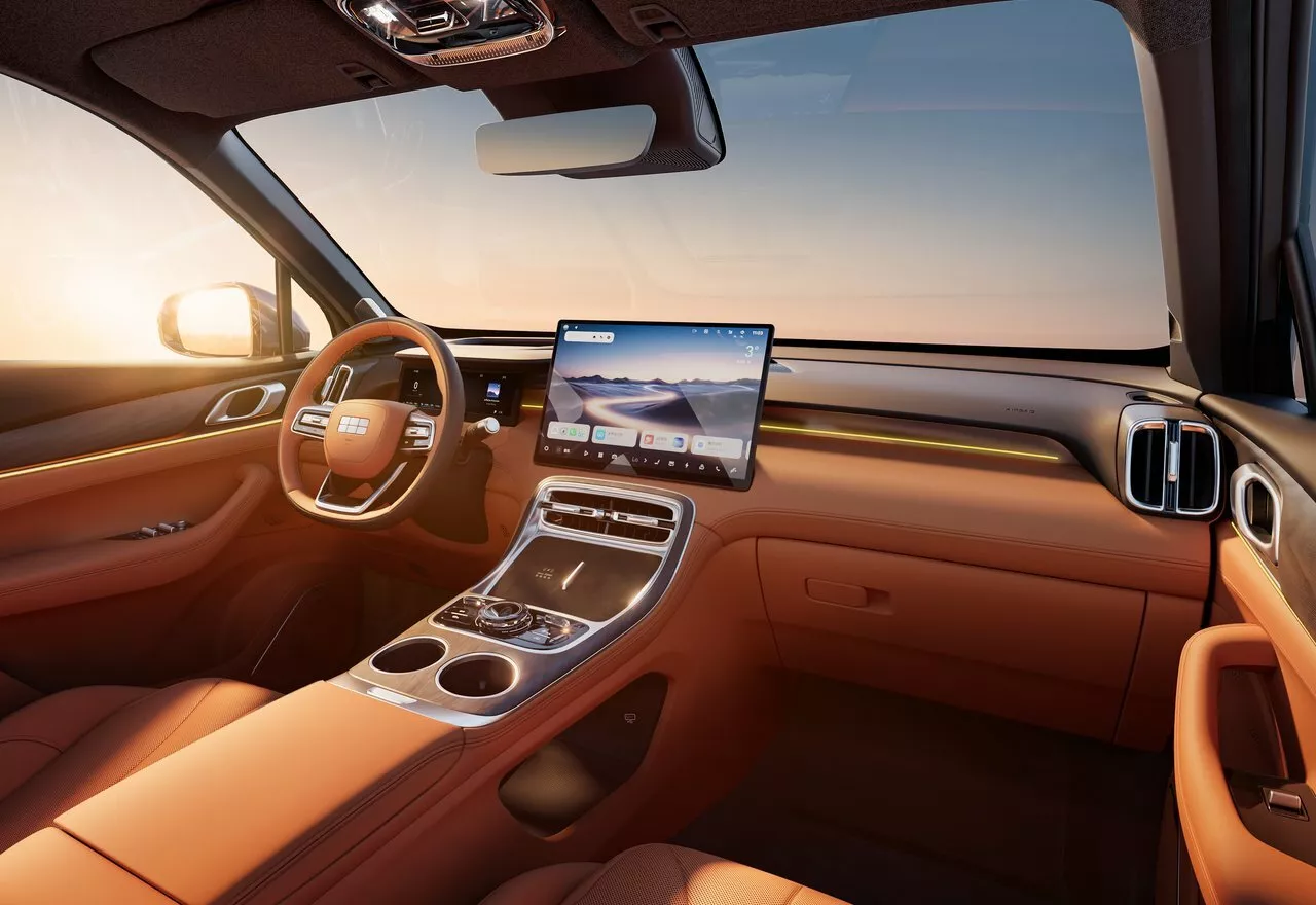 Фото интерьера Geely Galaxy M7
