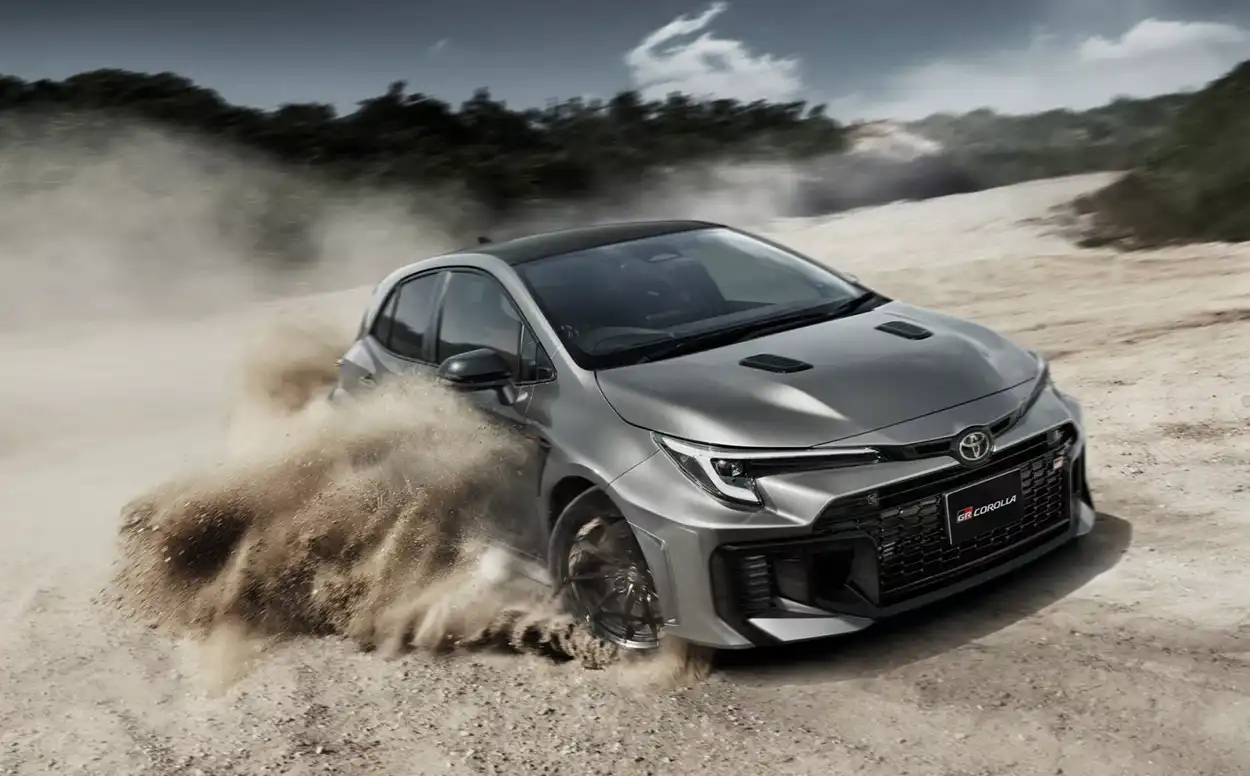 Горячий хэтчбек Toyota GR Corolla 2026