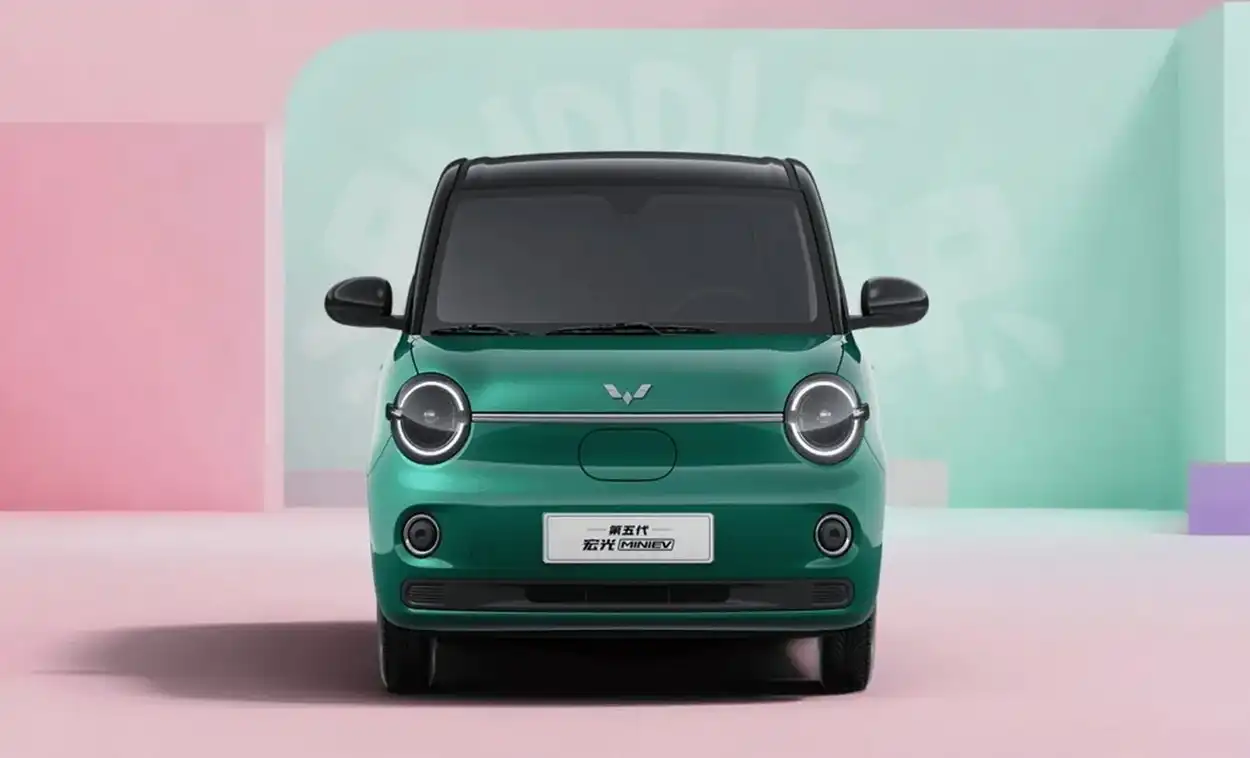 Wuling Hongguang Mini EV 2026 вид спереди