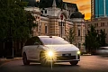 Li Auto i8 вид спереди